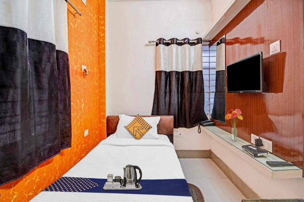 Spot On Hotel Stay In Koch Bihār Zewnętrze zdjęcie